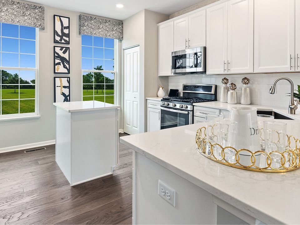 Chatham Plan, Park Pointe Urban Townhomes, South Elgin, IL 60177 Zillow