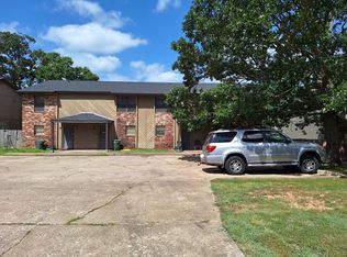 4113 N Sunflower Cir, Fayetteville, AR 72703