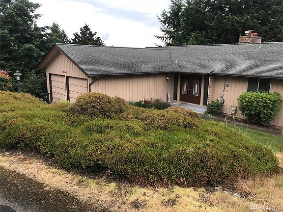 One level living with full finished walk out basement. Almost 3000 square feet of living space plus a oversized 2 car garage. Plenty of room for vehicles with furnace room in the basement. 