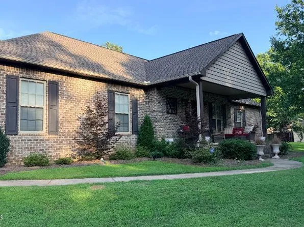 158 Daniel Dr, Tupelo, MS 38801