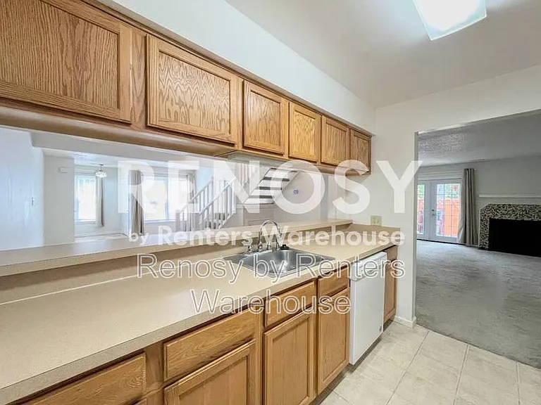 5310 Lake Victoria Arch — Photo 12