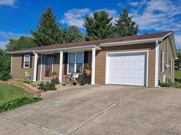 210 Marys Ave, Flemingsburg, KY 41041