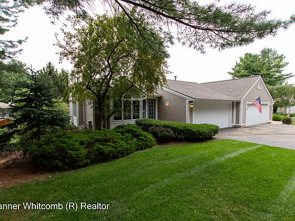 2nd image of 3279 Woodwind Dr NE