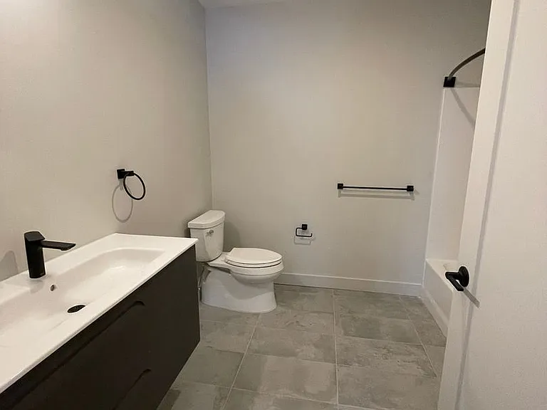 75 Chestnut St #302 — Photo 26