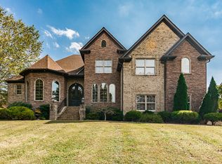 7881 Covington Rd, White House, TN 37188