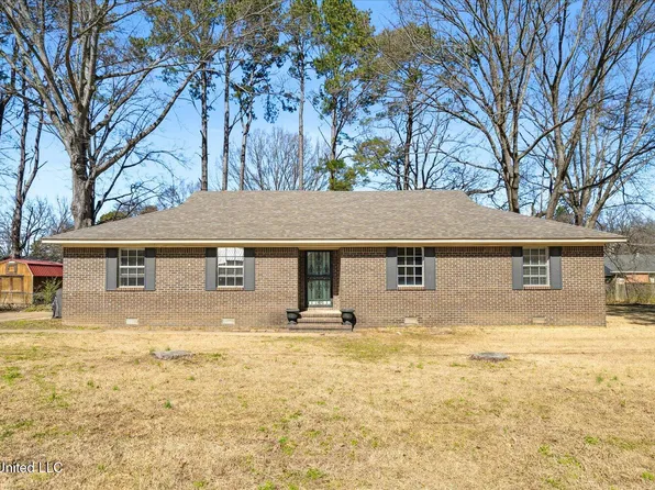 310 Lafayette St, Senatobia, MS 38668