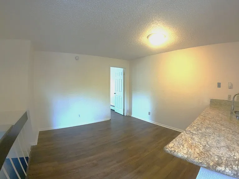 1065 University Ave #115 — Photo 3