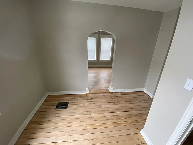3151 Vernon St — Photo 9