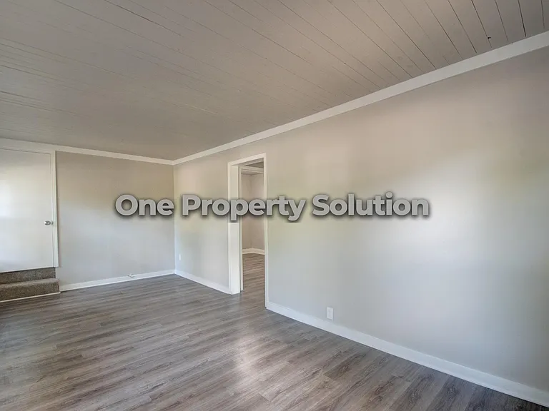 3753 Englehart St — Photo 10