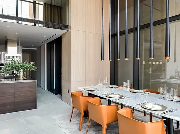 522 West 29th Street image 2 of 11