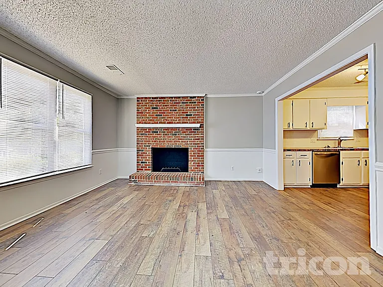504 Lord Howe Rd — Photo 6