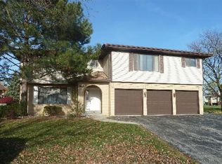 313 Dawn Ct APT B, Bloomingdale, IL