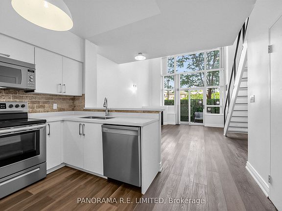 5th image of 200 Manitoba St #122