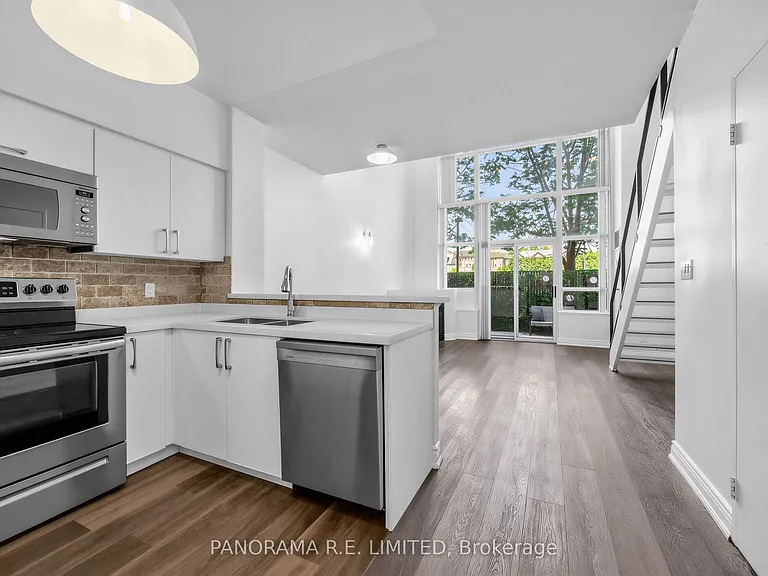 200 Manitoba St #122 — Photo 5