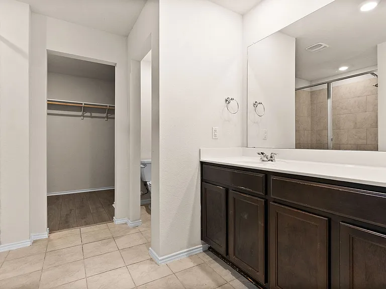 9506 Murandy Dr — Photo 2