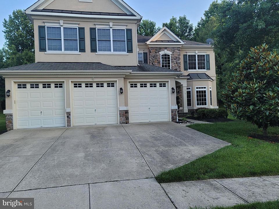 1st image of 12113 Sand Wedge Ln
