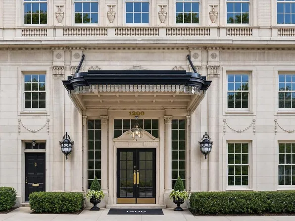 1200 N Lake Shore Dr APT 405, Chicago, IL 60610