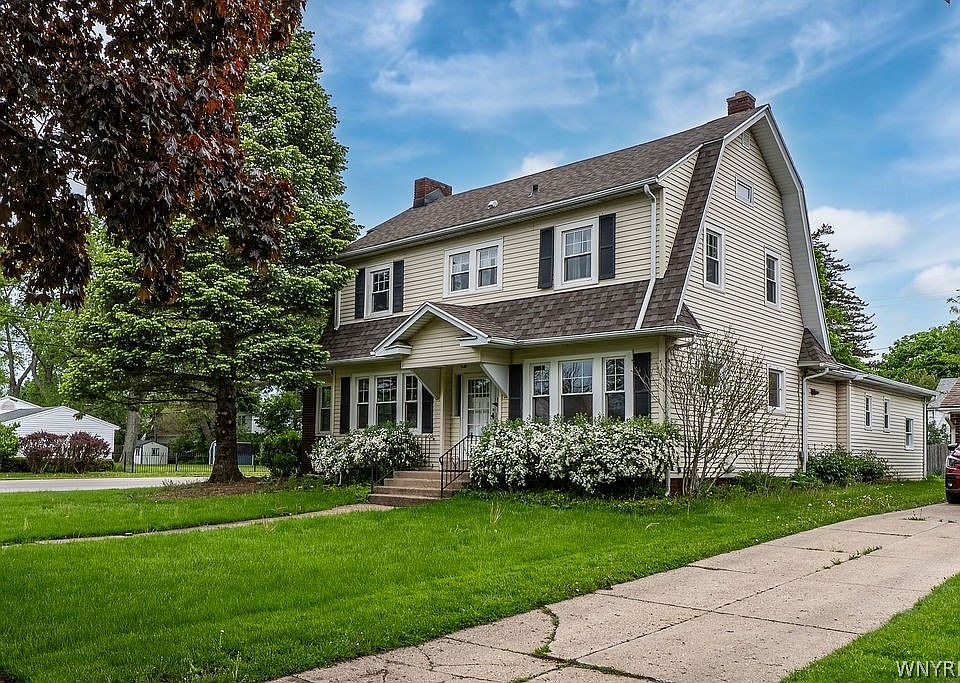 1st image of 464 Roycroft Blvd