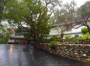 925 Knob Hill Rd, Ukiah, CA 95482