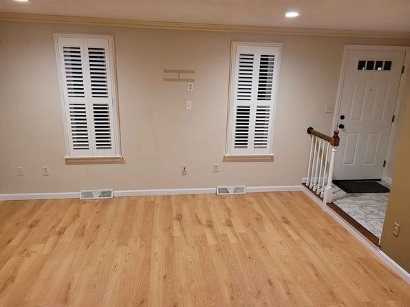 248 Wellman Ave #248