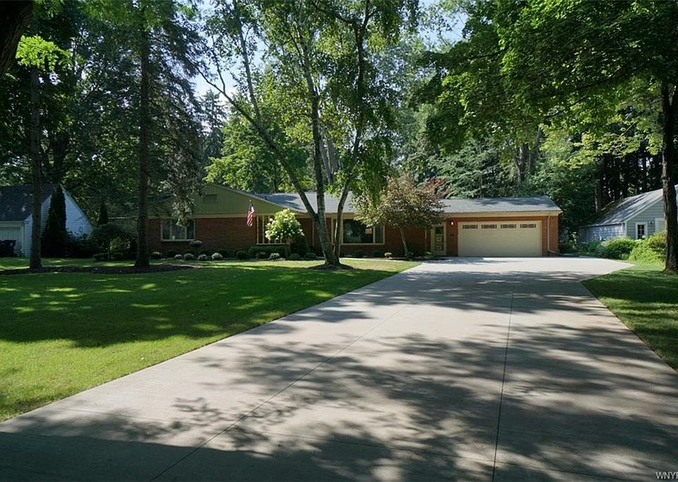 1st image of 145 Elmhurst Dr