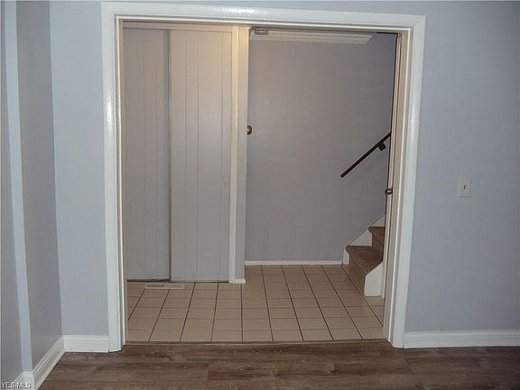 2nd image of 1651 Mentor Ave APT 1101