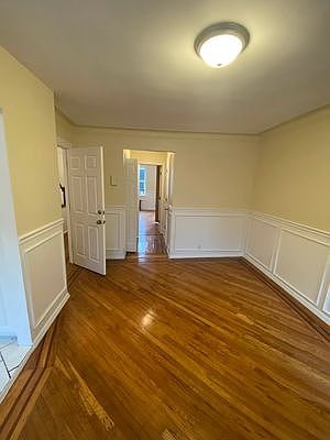 3rd image of 259 13th St #1A
