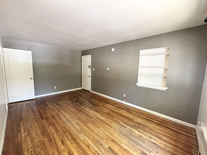 2 bed, 1.0 bath, 750 sqft, $1,390 — Photo 1