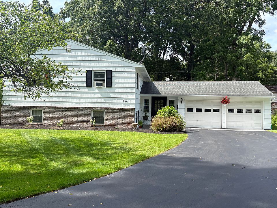 1st image of 732 Liberty St