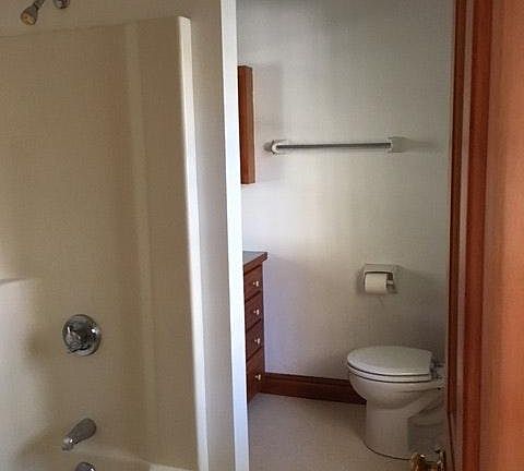 Main bathroom