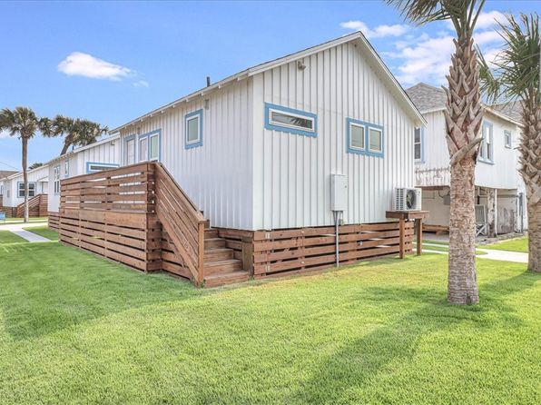 340 N Alister St #7, Pt Aransas, TX 78373
