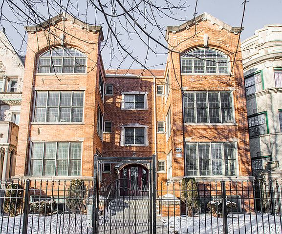 1st image of 4326 S King Dr #2S