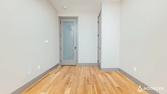 Rented by Nooklyn NYC LLC | media 22