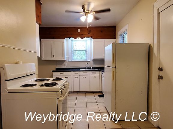 3rd image of 1430 Beech Ave