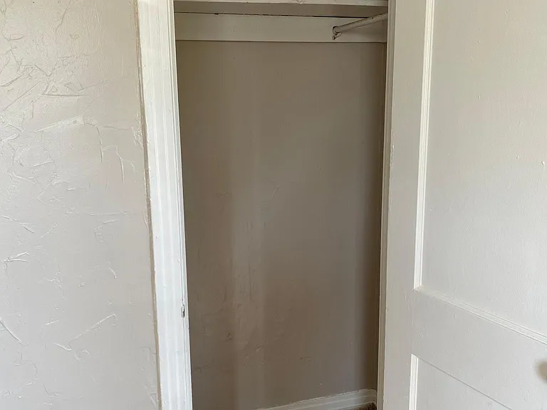 3212 S Dumas Ln — Photo 1