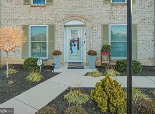 1000 Country Club Rd UNIT A13, York, PA 17403