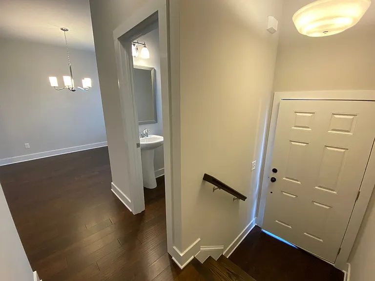 3779 Oxford Cir — Photo 6