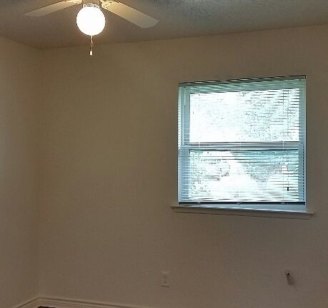 3rd image of 305 Ocean Dr