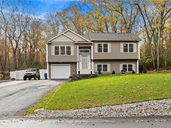 358 Weaver Hill Rd, West Greenwich, RI 02817