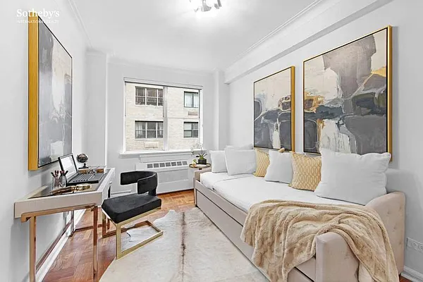 Sold by Sotheby's International Realty | media 8