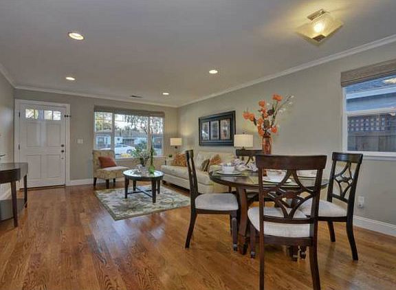 3rd image of 1239 Pine Ave