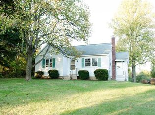 620 Hookstown Grade Rd, Coraopolis, PA 15108