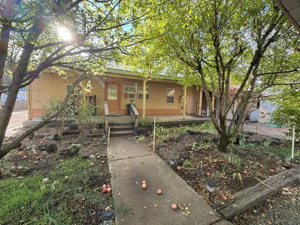25991 Circle Bell Rd, Fall River Mills, CA 96028