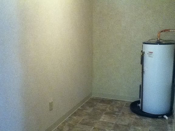 Utility Room w/ WD hook ups