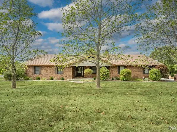 2 Tanya Ln, Washington, MO 63090