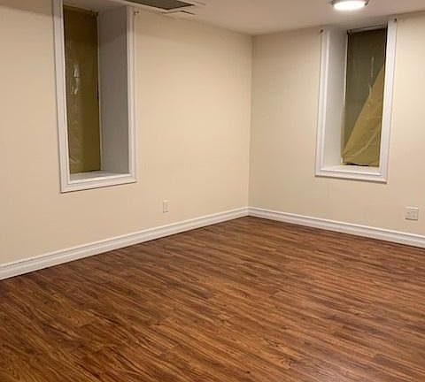 3rd image of 508 Van Cortlandt Park Ave Floor Basement