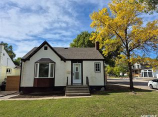 390 6th Ave NW, Swift Current, SK S9H0Y1