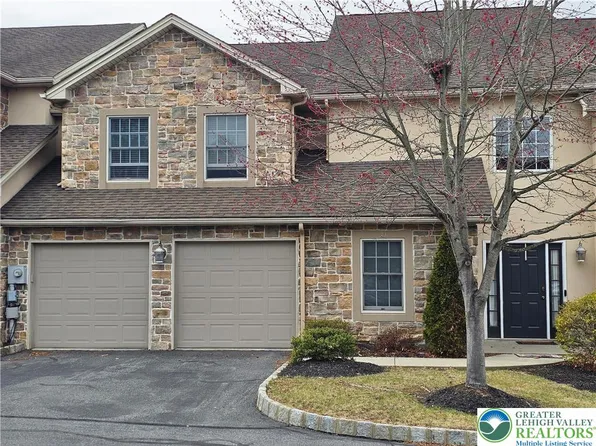 2 Tamarack Ct, Forks Twp, PA 18040