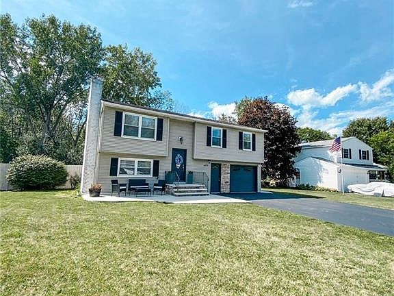 2nd image of 6272 Tobinlea Cir