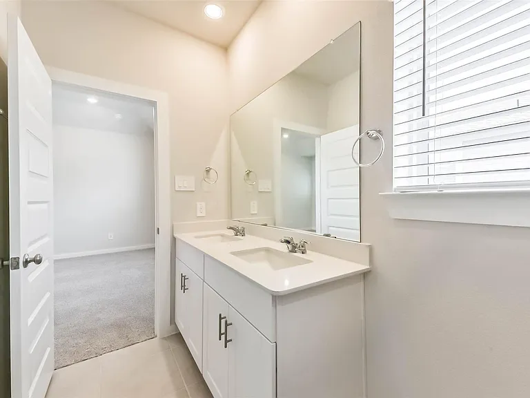 583 Avisa Dr — Photo 20